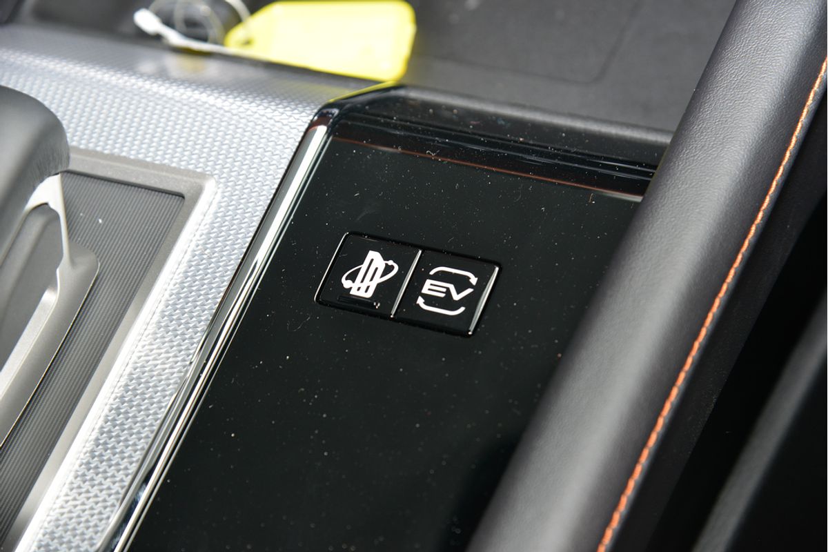 2024 Mitsubishi Outlander PHEV Exceed Tourer ZM