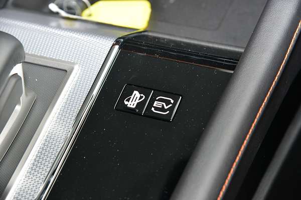 2024 Mitsubishi Outlander PHEV Exceed Tourer ZM