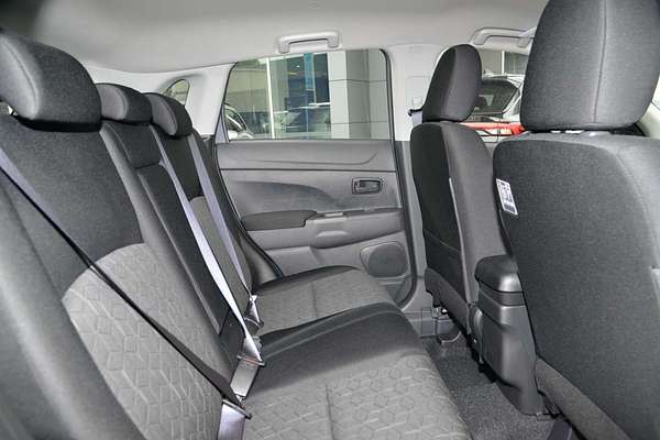 2024 Mitsubishi ASX GS XD