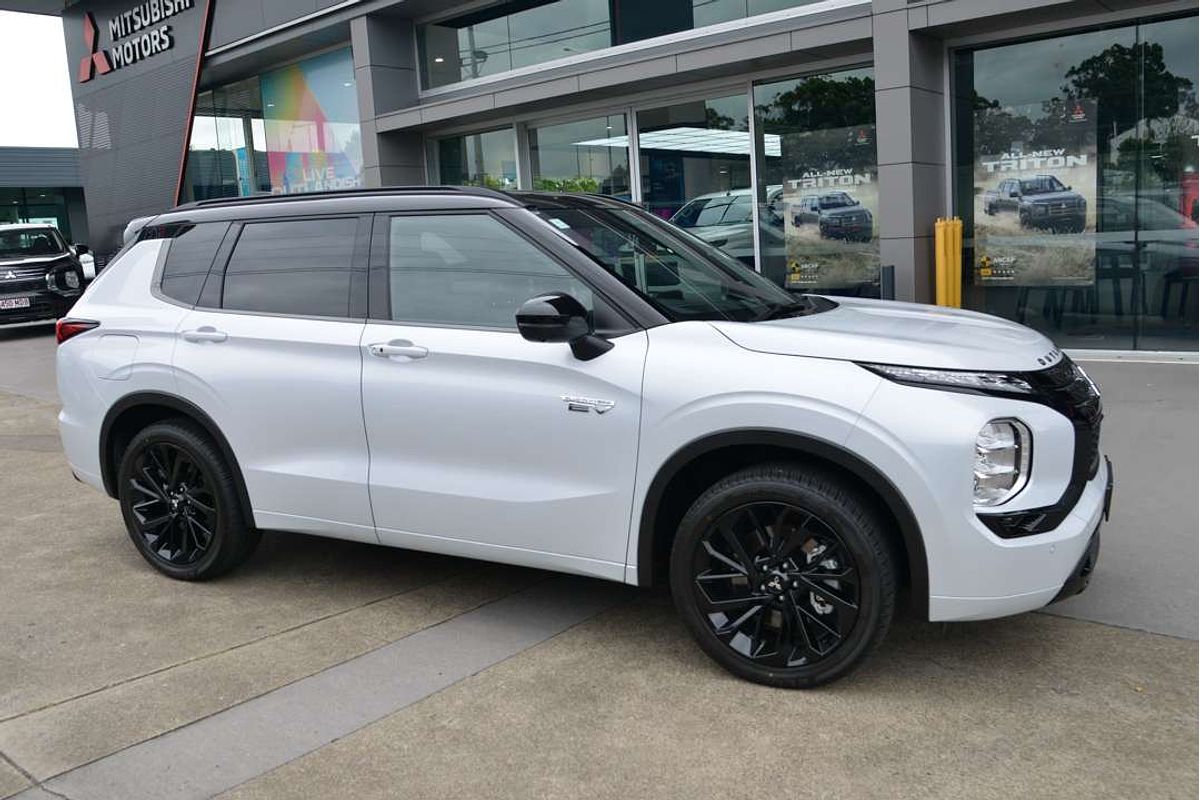 2024 Mitsubishi Outlander PHEV GSR ZM