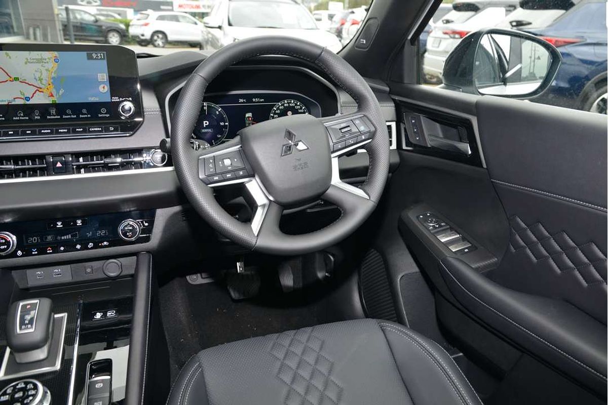 2024 Mitsubishi Outlander PHEV GSR ZM