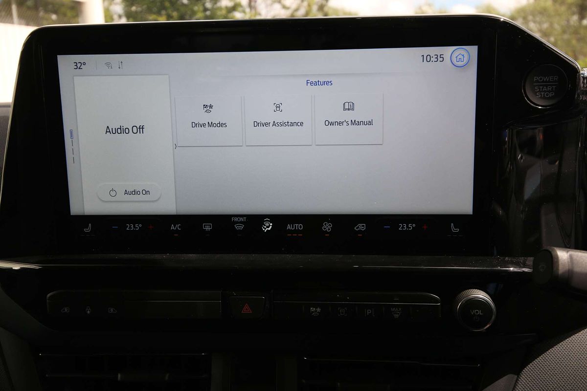 2024 Ford Tourneo Active AV SWB