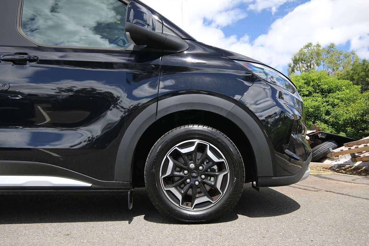 2024 Ford Tourneo Active AV SWB