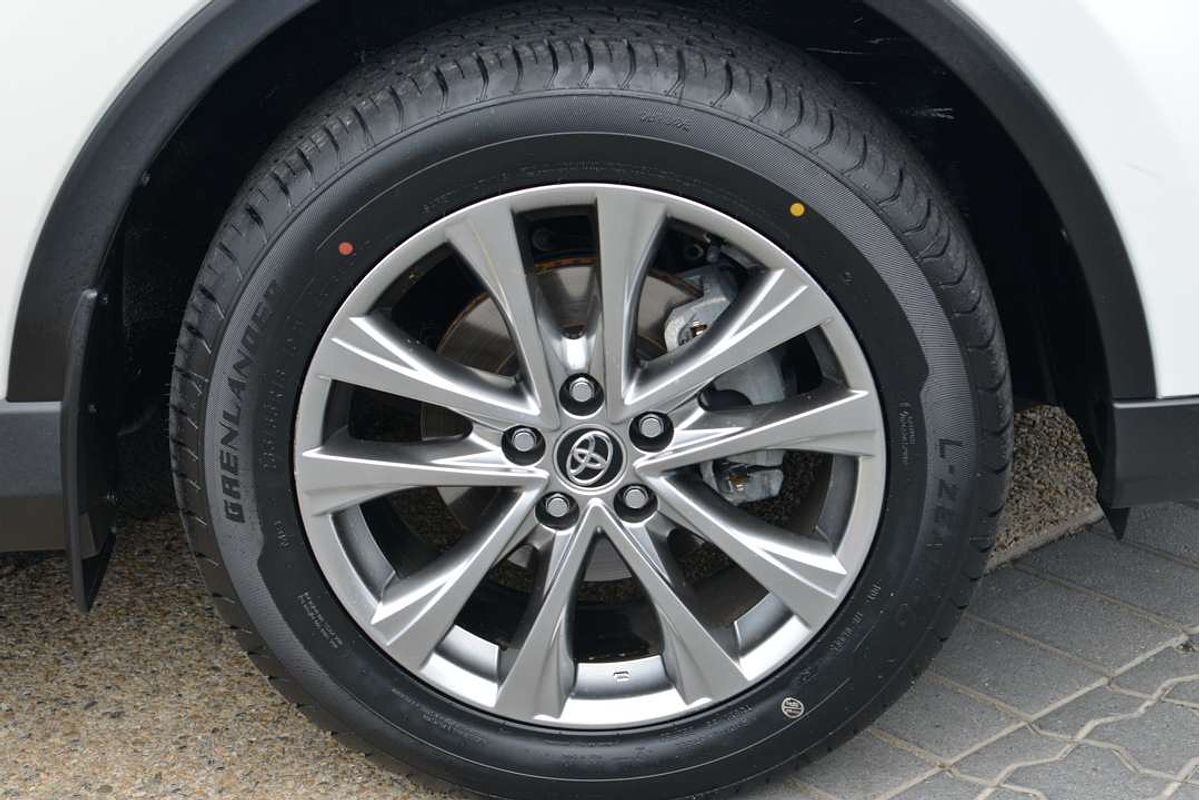 2017 Toyota RAV4 Cruiser ALA49R