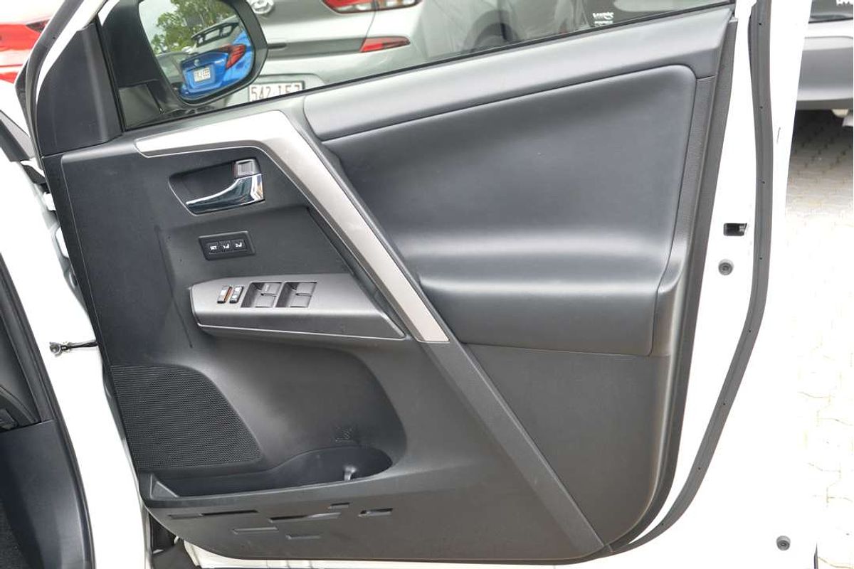 2017 Toyota RAV4 Cruiser ALA49R