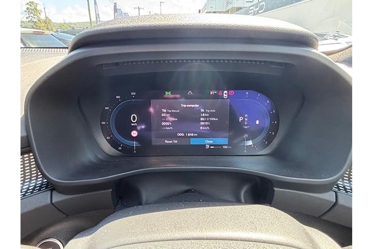 2023 Volvo XC40 Ultimate B5 Dark