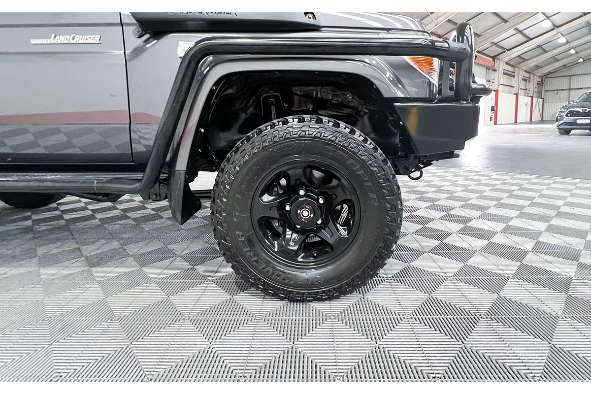 2020 Toyota Landcruiser GXL VDJ76R