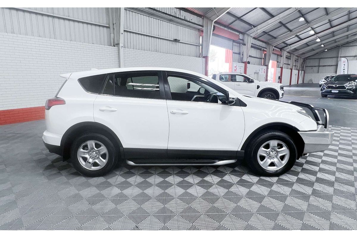 2016 Toyota RAV4 GX ASA44R