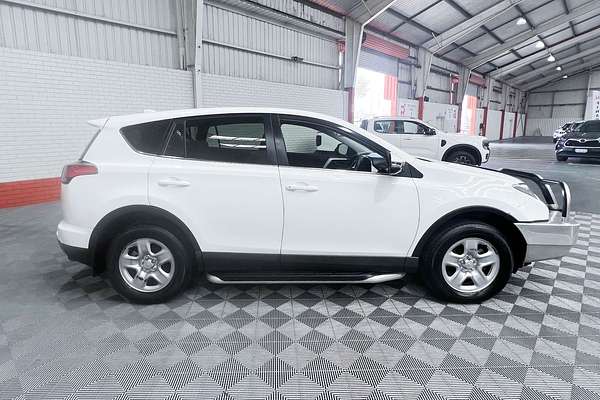 2016 Toyota RAV4 GX ASA44R