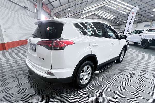 2016 Toyota RAV4 GX ASA44R