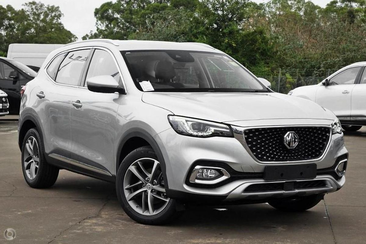 2024 MG HS Excite SAS23