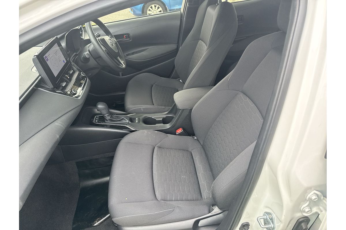 2022 Toyota Corolla Ascent Sport Hybrid ZWE211R