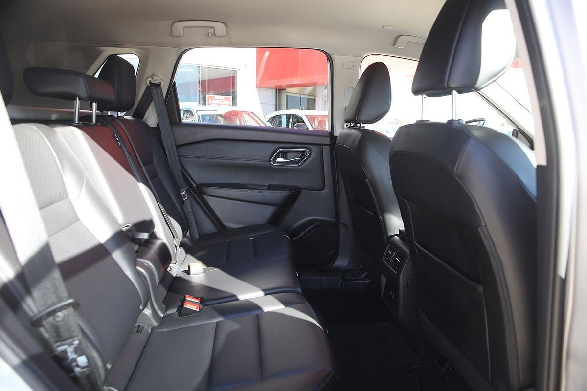 2024 Nissan X-TRAIL ST-L e-POWER T33