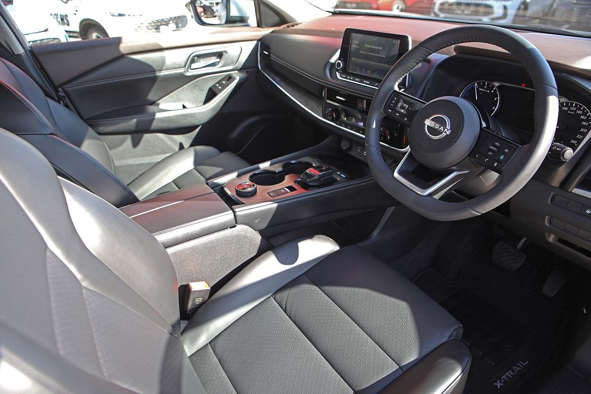 2024 Nissan X-TRAIL ST-L e-POWER T33