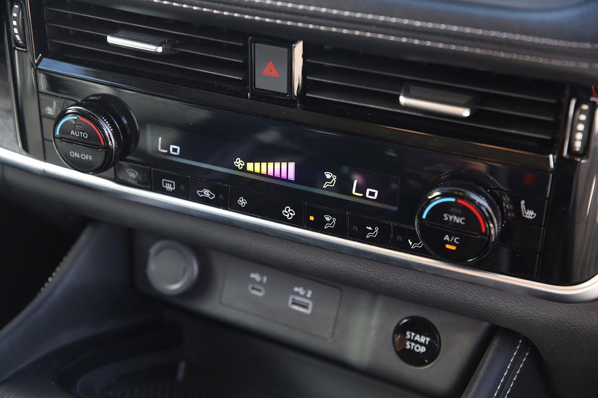 2024 Nissan X-TRAIL ST-L e-POWER T33