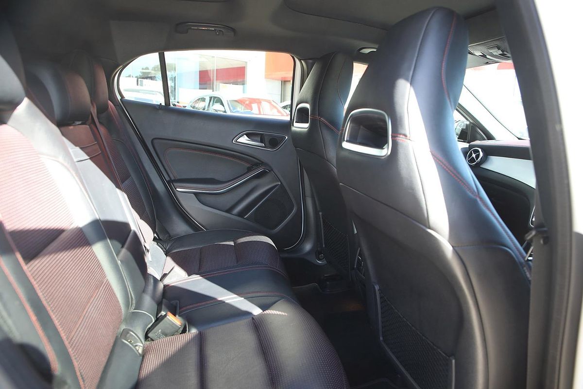 2019 Mercedes-Benz GLA-Class GLA250 X156