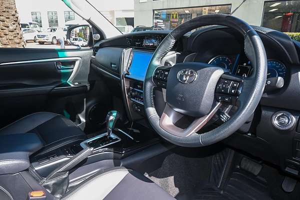 2022 Toyota Fortuner GXL GUN156R