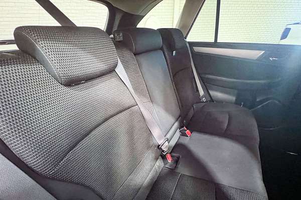 2017 Subaru Outback 2.5i 5GEN