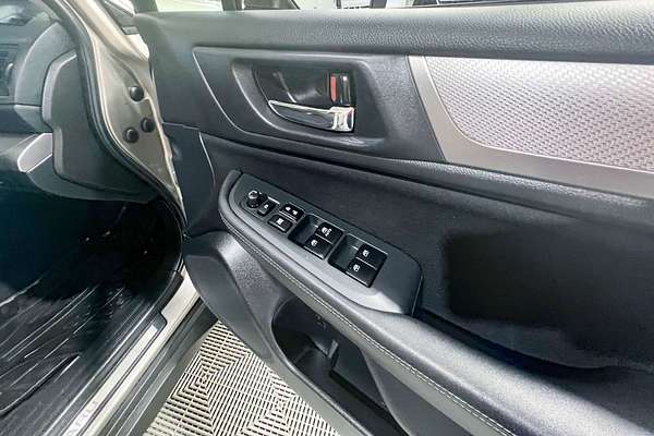 2017 Subaru Outback 2.5i 5GEN