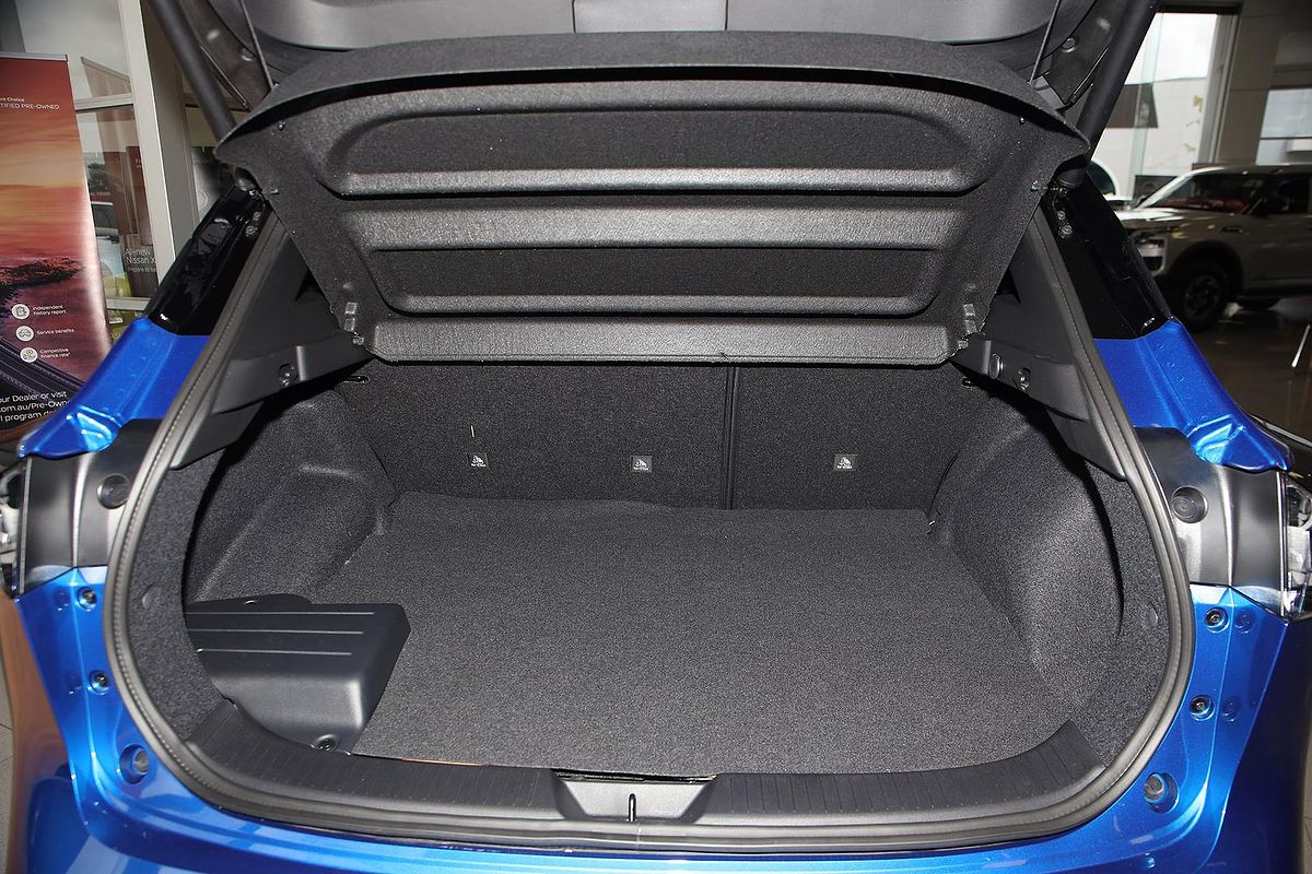 2025 Nissan QASHQAI N-DESIGN e-POWER J12