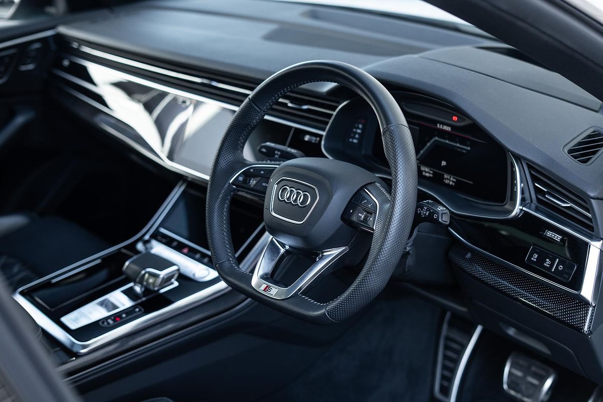 2020 Audi SQ8 TDI F1
