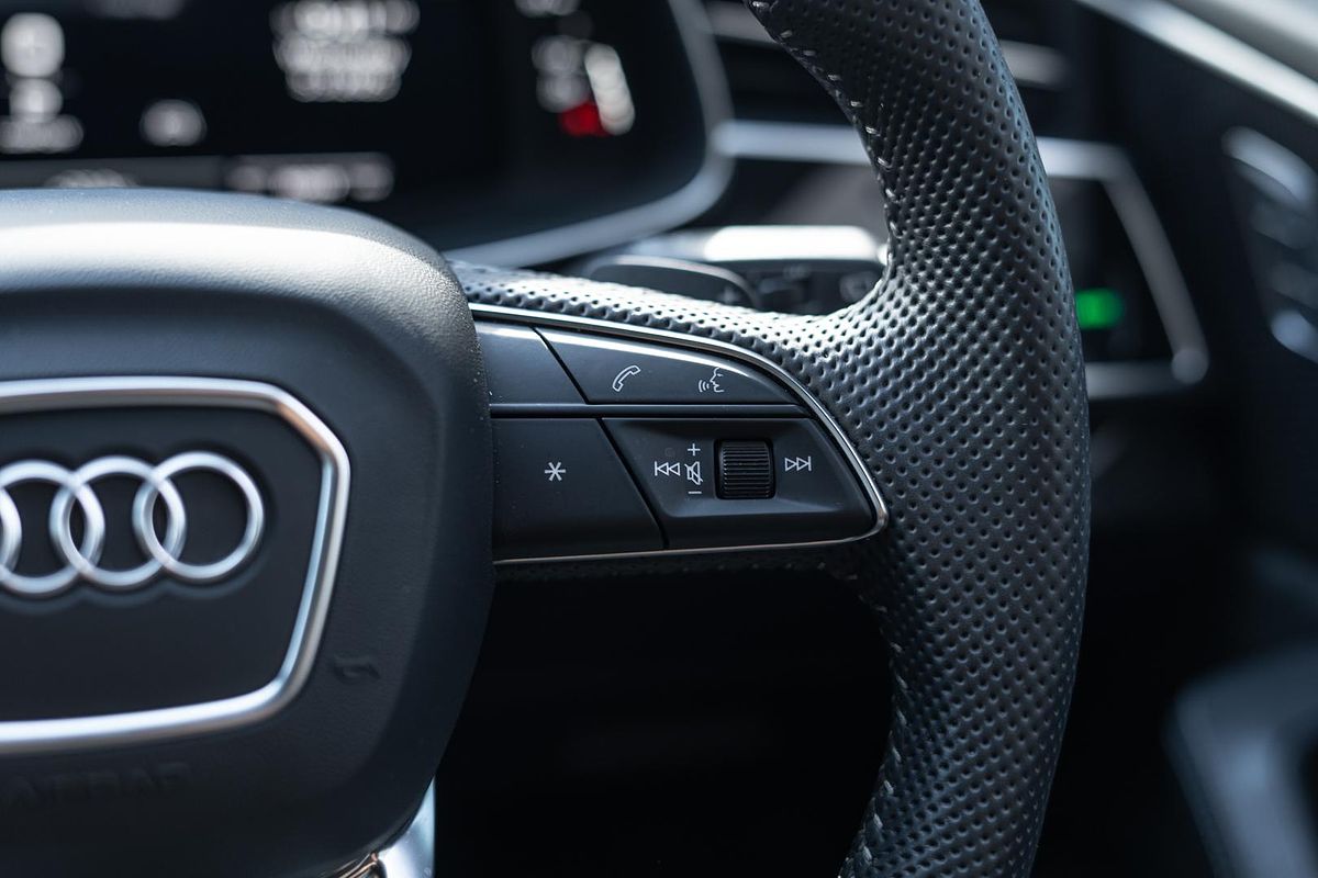 2020 Audi SQ8 TDI F1