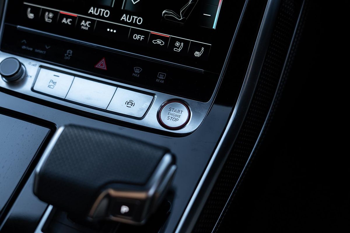 2020 Audi SQ8 TDI F1