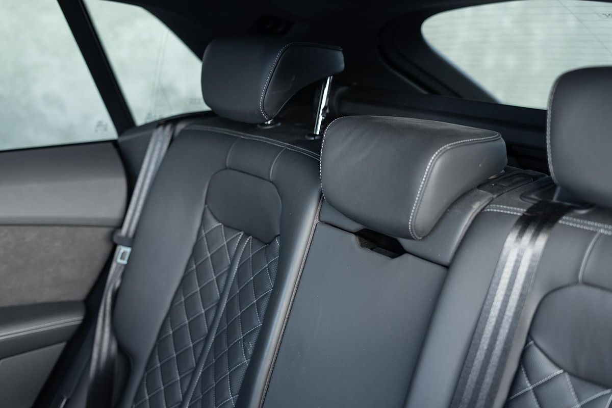 2020 Audi SQ8 TDI F1