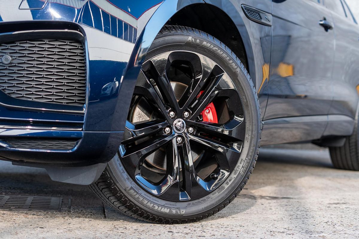 2023 Jaguar F-PACE P250 R-Dynamic SE X761