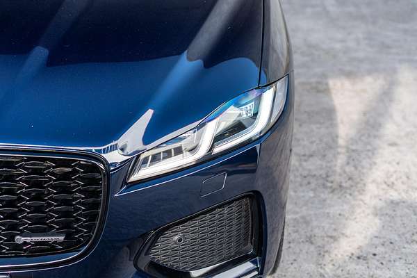 2023 Jaguar F-PACE P250 R-Dynamic SE X761