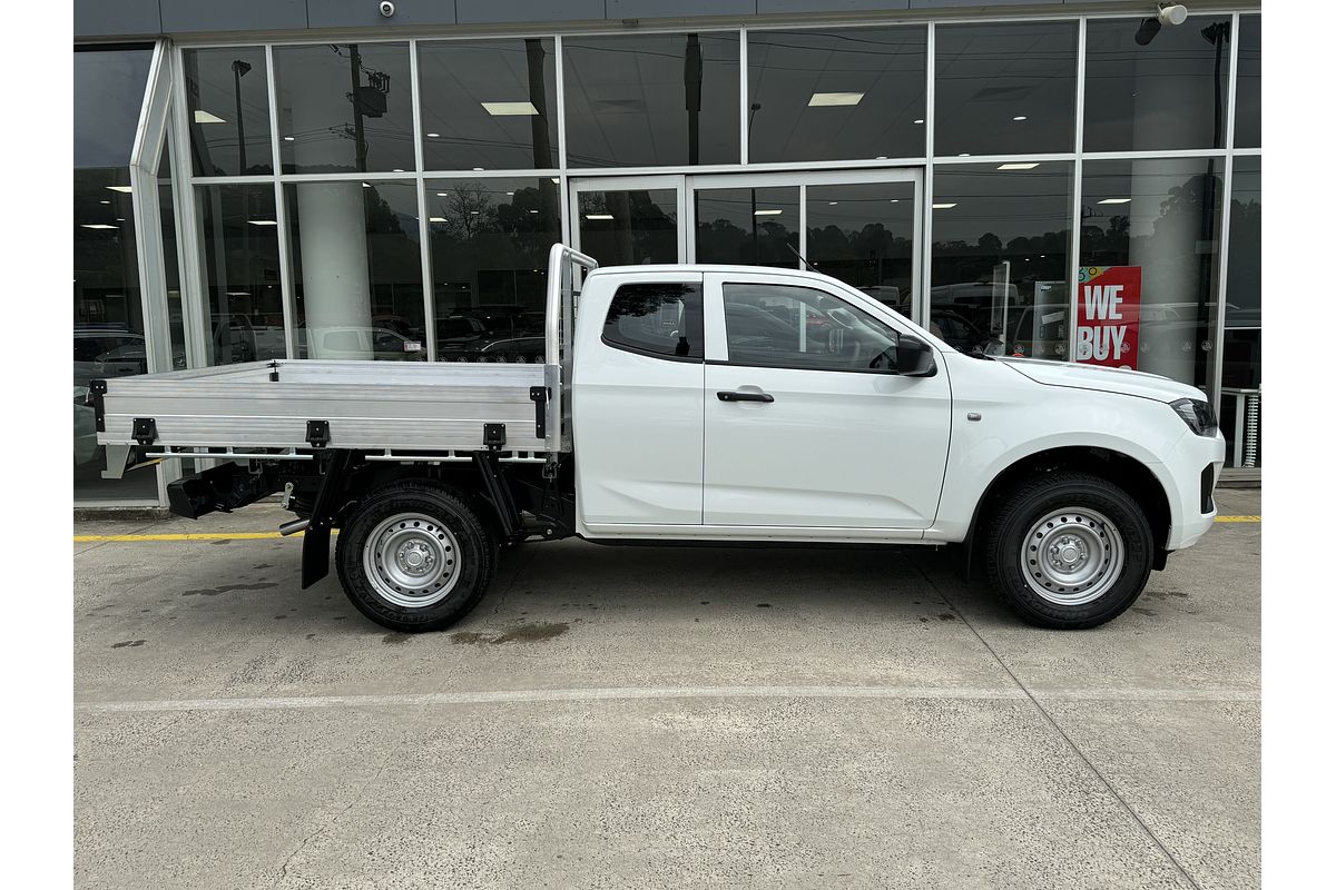 2025 Isuzu D-MAX SX 4X4
