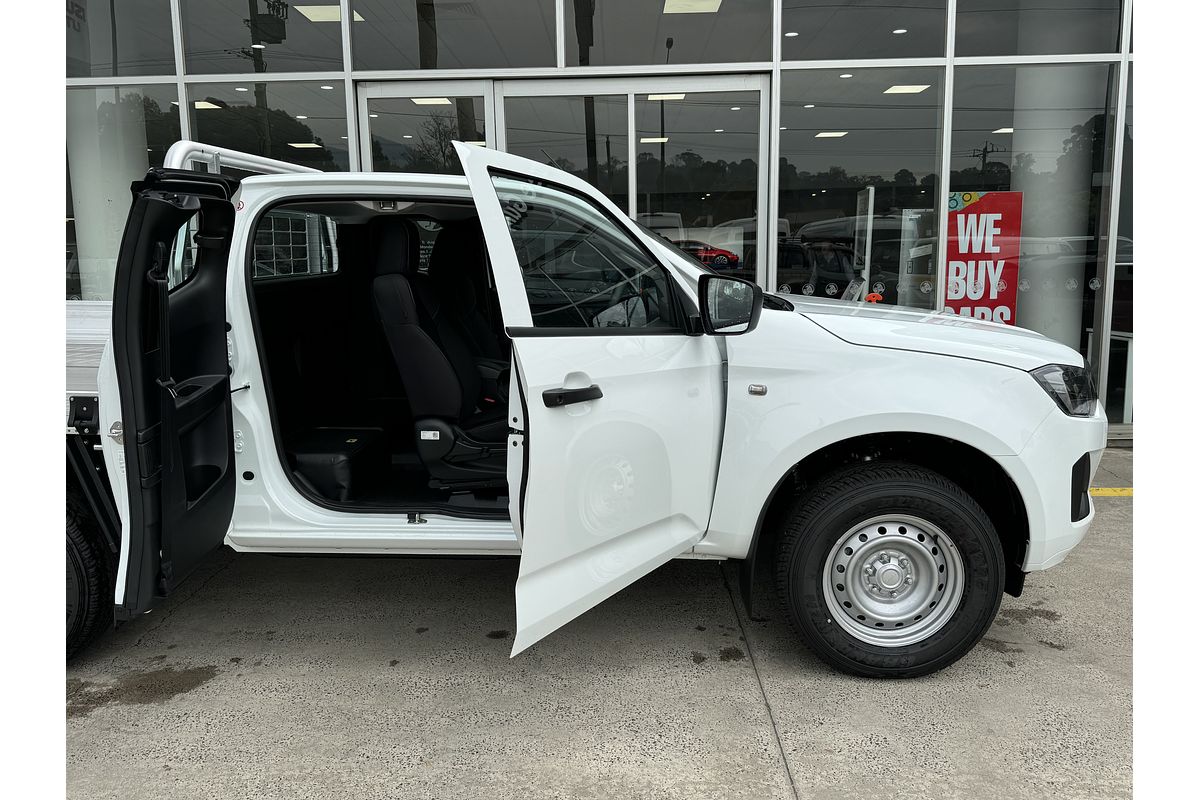 2025 Isuzu D-MAX SX 4X4