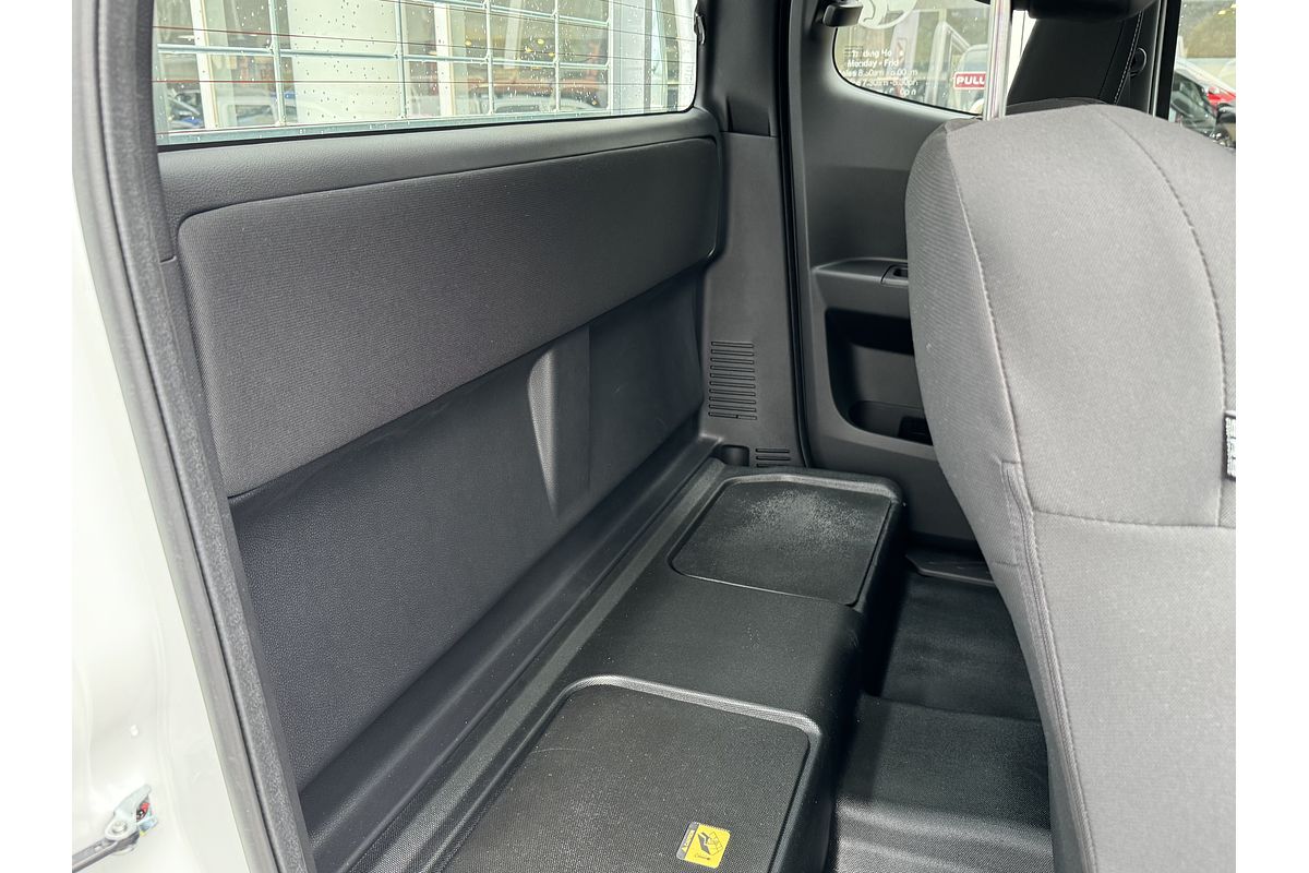 2025 Isuzu D-MAX SX 4X4