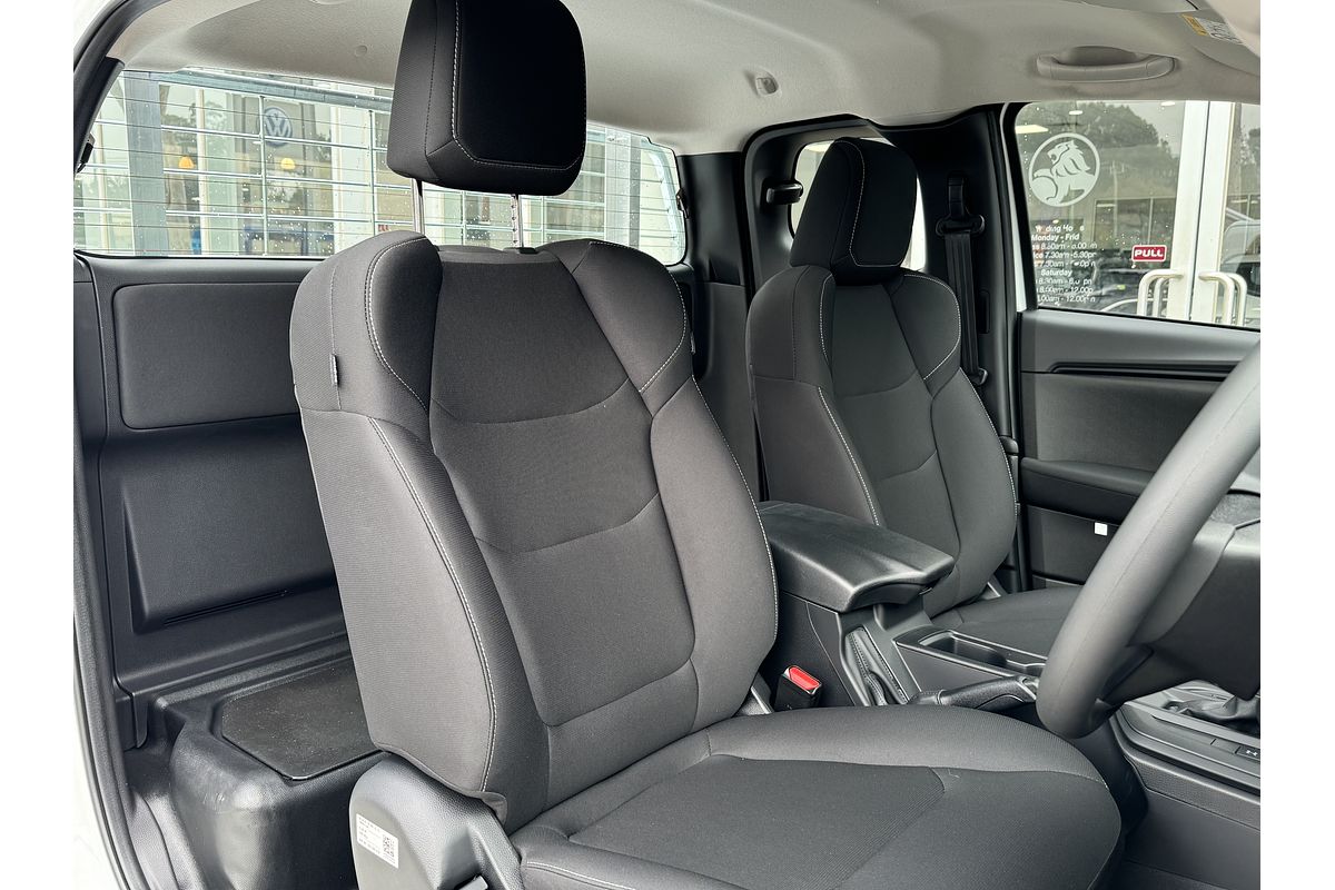 2025 Isuzu D-MAX SX 4X4
