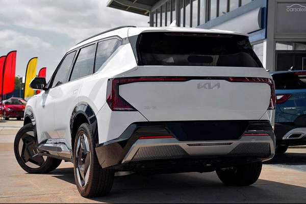 2025 Kia EV5 Earth OVc