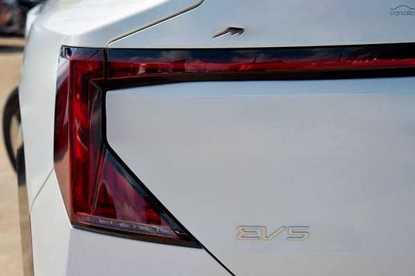 2025 Kia EV5 Earth OVc