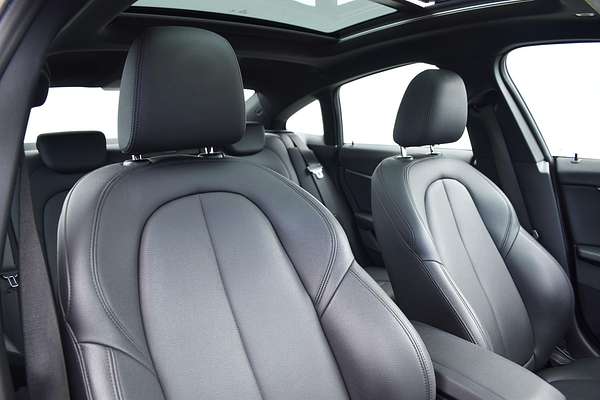 2021 BMW 2 Series 220i M Sport F44