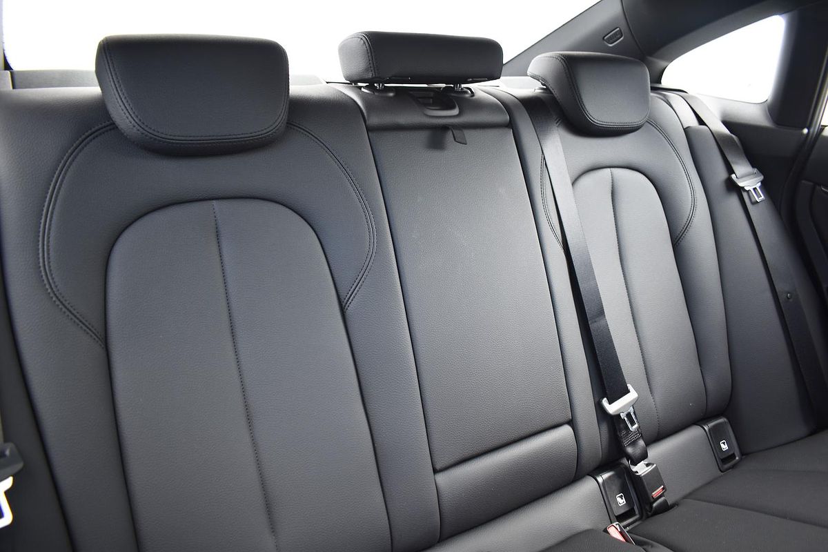 2021 BMW 2 Series 220i M Sport F44