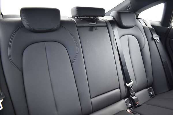 2021 BMW 2 Series 220i M Sport F44