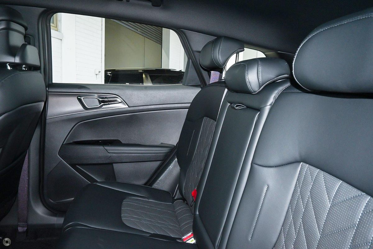 2025 Kia Sportage SX+ NQ5