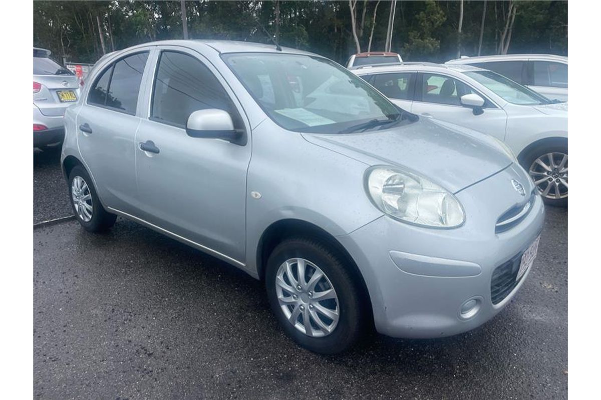 2011 Nissan MICRA ST K13