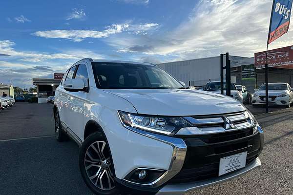 2017 Mitsubishi Outlander LS Safety Pack ZK