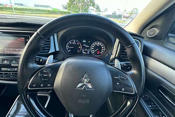 2017 Mitsubishi Outlander LS Safety Pack ZK