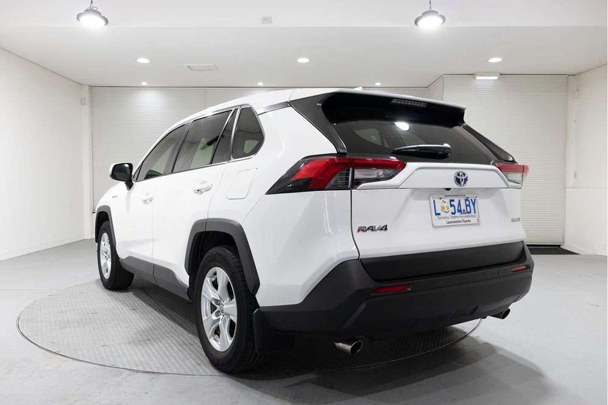 2020 Toyota RAV4 GX AXAH54R