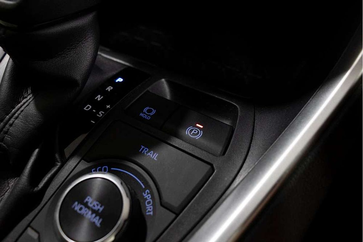 2020 Toyota RAV4 GX AXAH54R