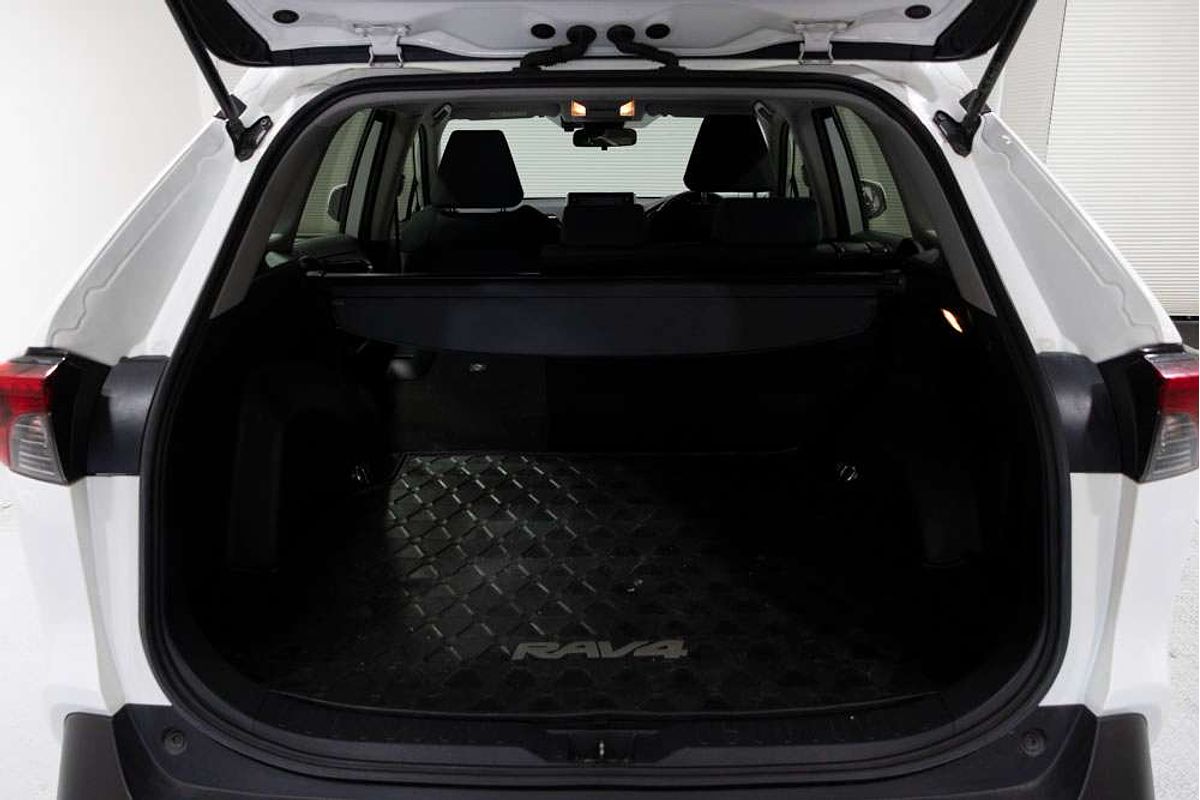 2020 Toyota RAV4 GX AXAH54R