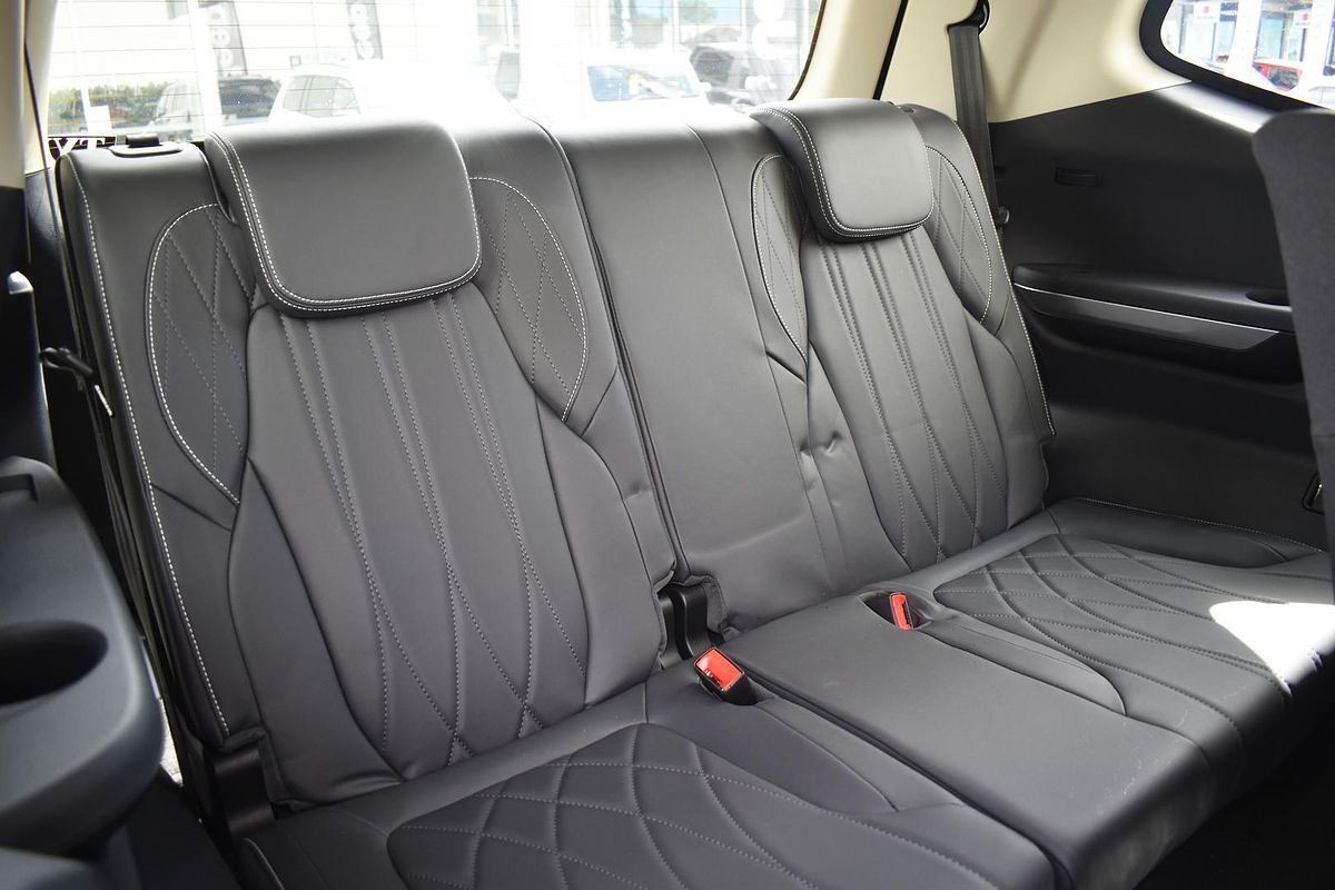 2024 LDV D90 Executive SV9A