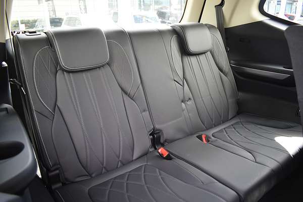 2024 LDV D90 Executive SV9A