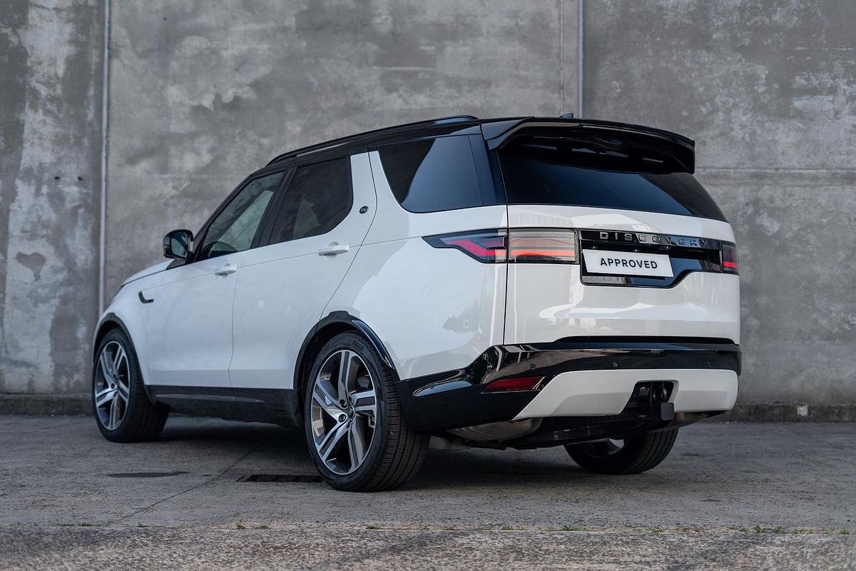 2023 Land Rover Discovery D300 Dynamic HSE Series 5