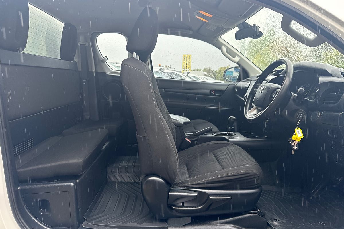 2021 Toyota Hilux SR GUN126R 4X4